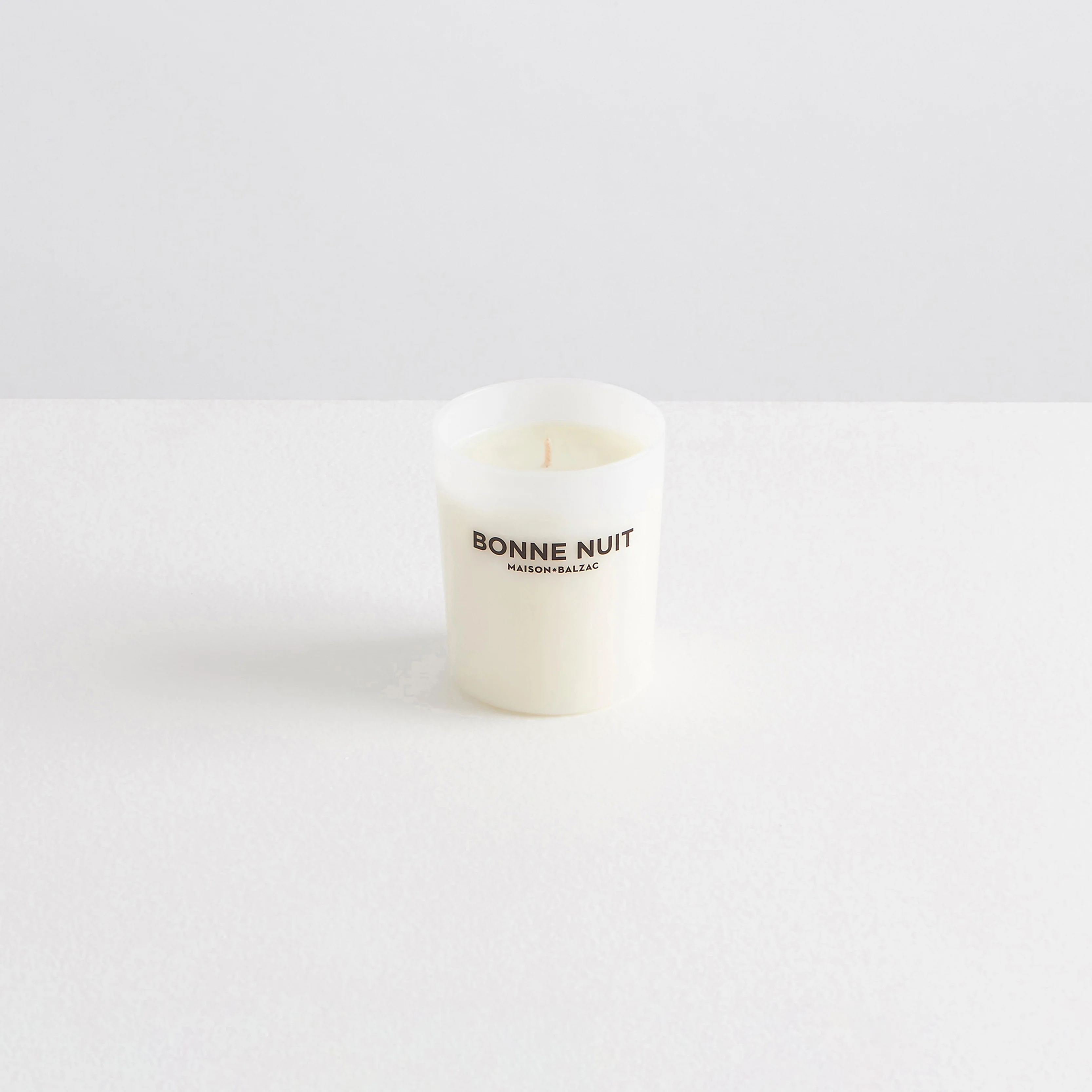 Bonne Nuit Large Scented Candle - Image 2