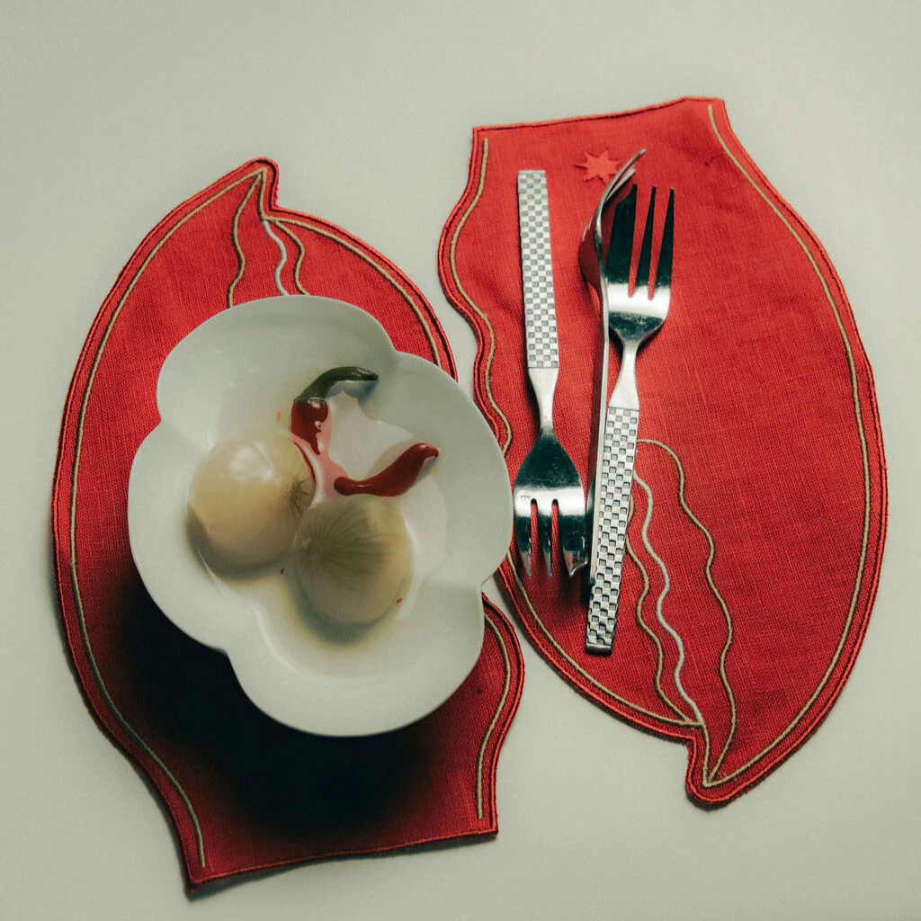 4 Lobster Claw Cocktail Napkins - Image 3